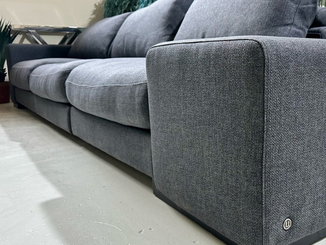 Natuzzi 3-Seater Sofa – Charcoal Grey