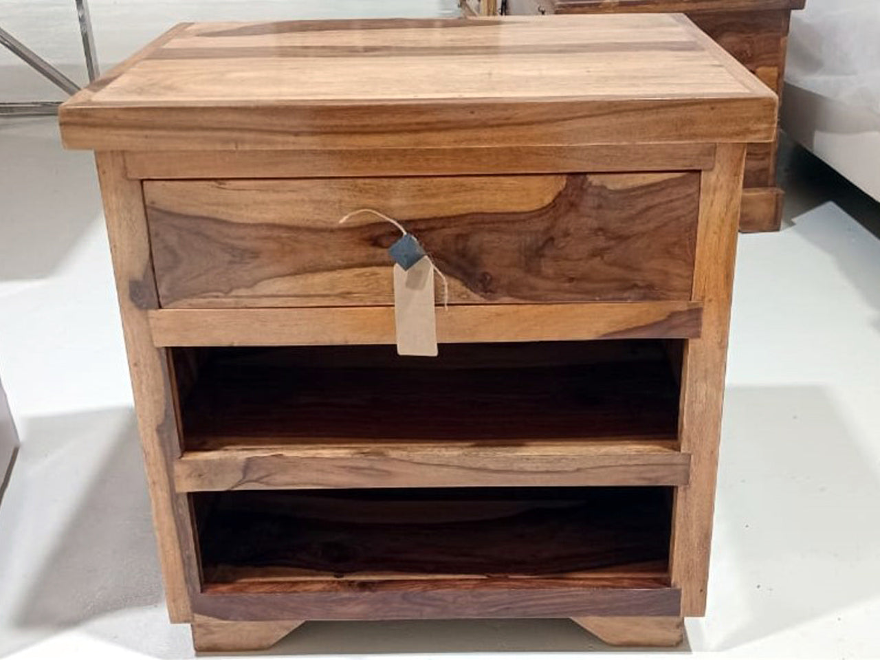 Furinno – Solid Wood Nightstands (Set of 2)