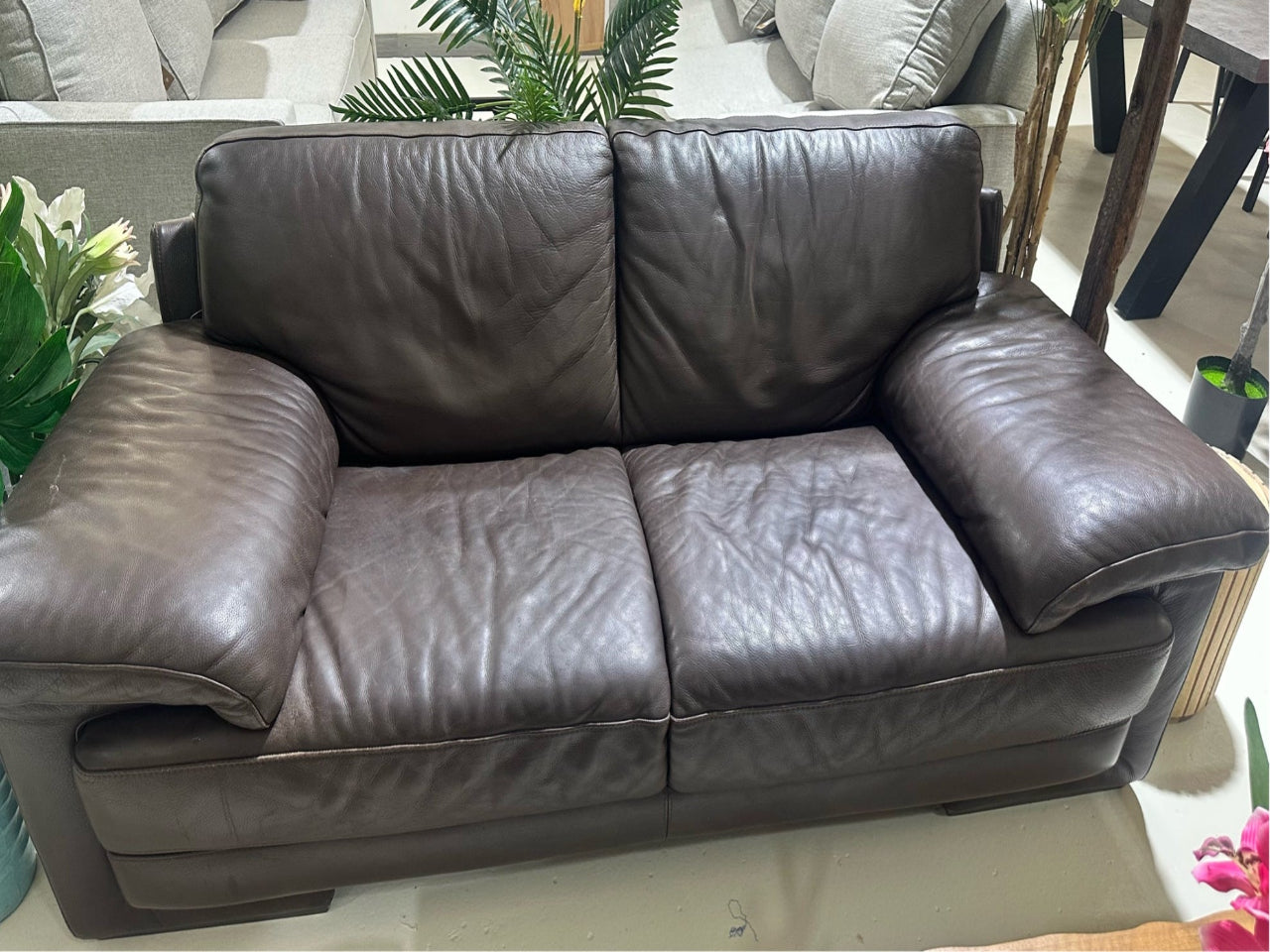 Two seater Brown Lether Sofa from Natuzzi