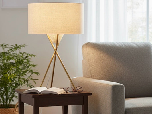 West Elm – Mid-Century Tripod Table Lamp