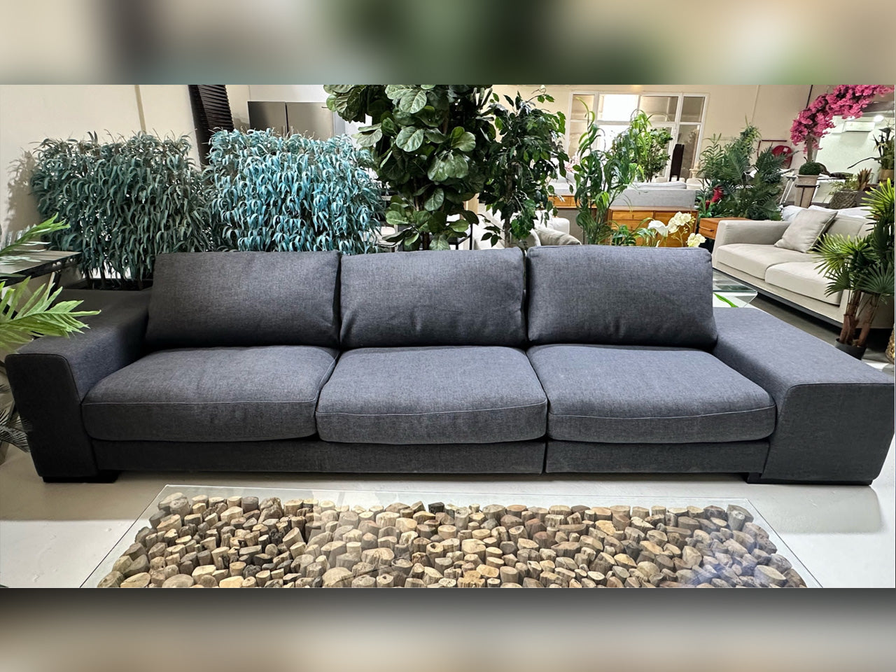 Natuzzi 3-Seater Sofa – Charcoal Grey