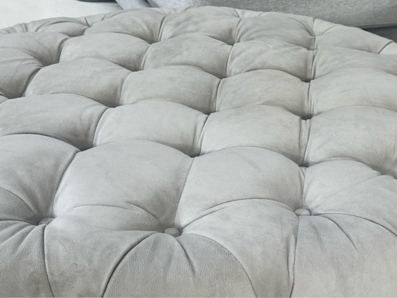 2XL Round Tufted Ottoman – Grey Velvet