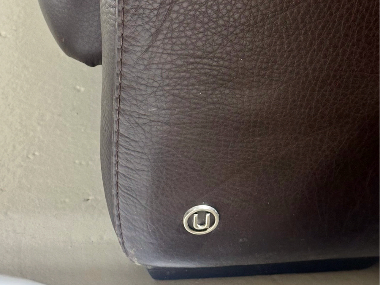 Two seater Brown Lether Sofa from Natuzzi