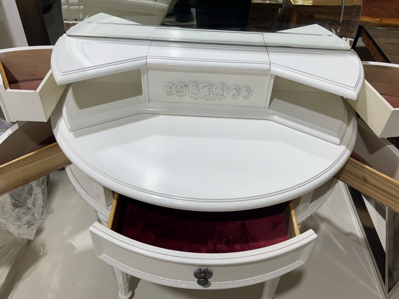 Pottery Barn White Vanity Table with Mirror