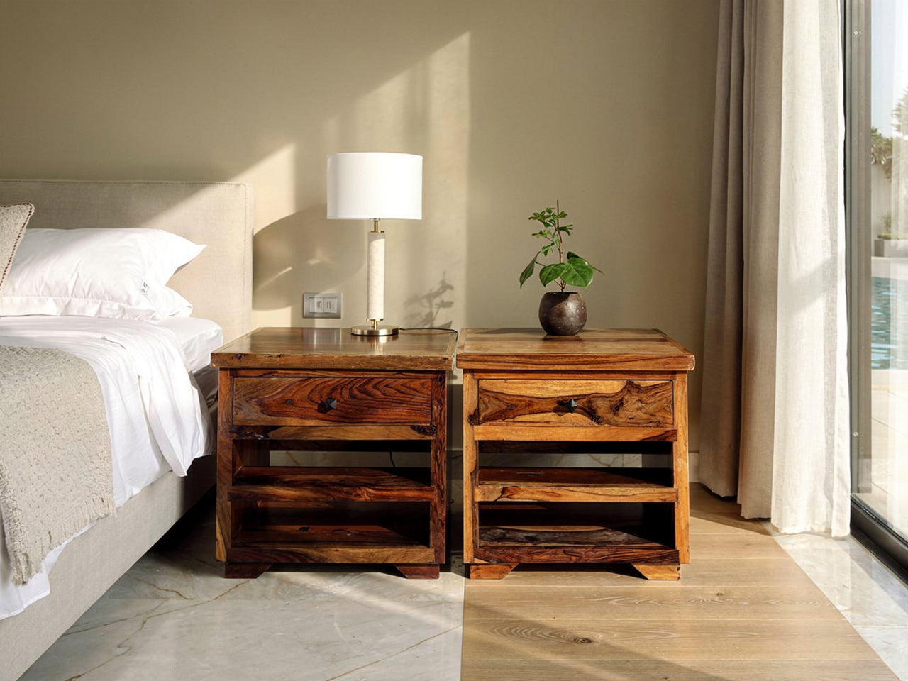 Furinno – Solid Wood Nightstands (Set of 2)