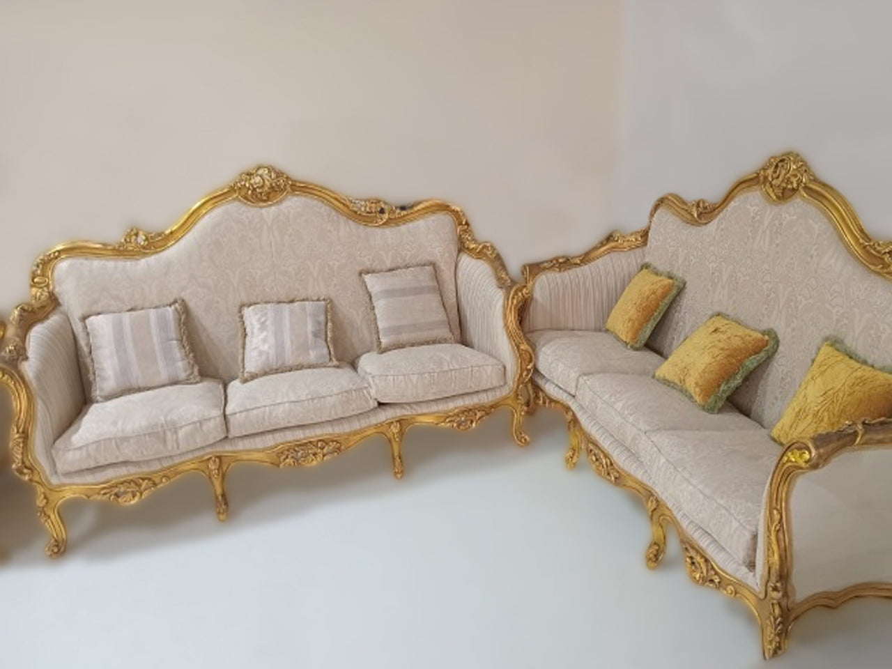 Luxury Arabic Majlis Sofa Set – 14-Seater
