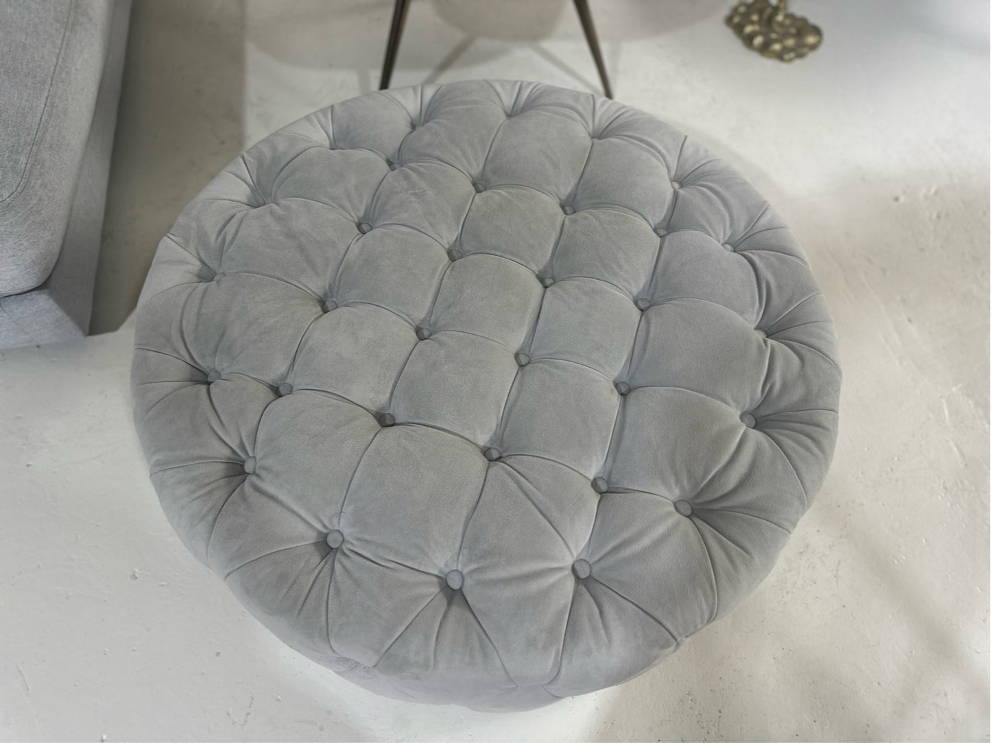 Ottoman round  velvet Grey