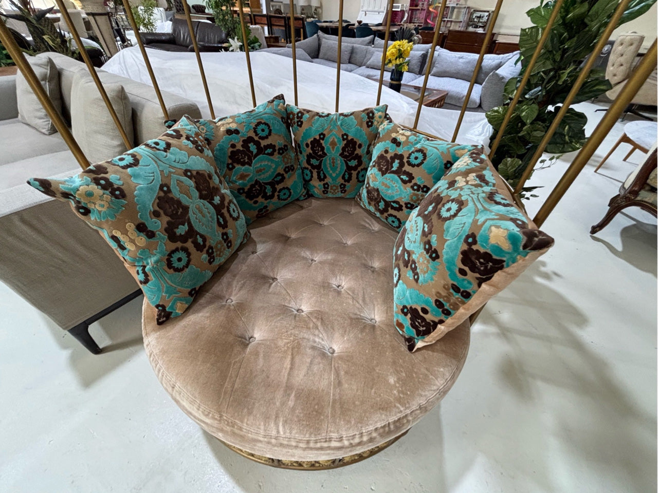 Royal Birdcage Sofa Set – 3-Piece Gold Lounge