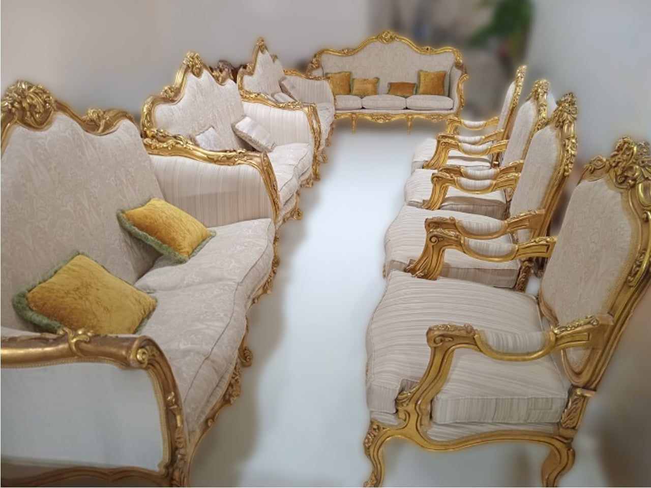 Luxury Arabic Majlis Sofa Set – 14-Seater