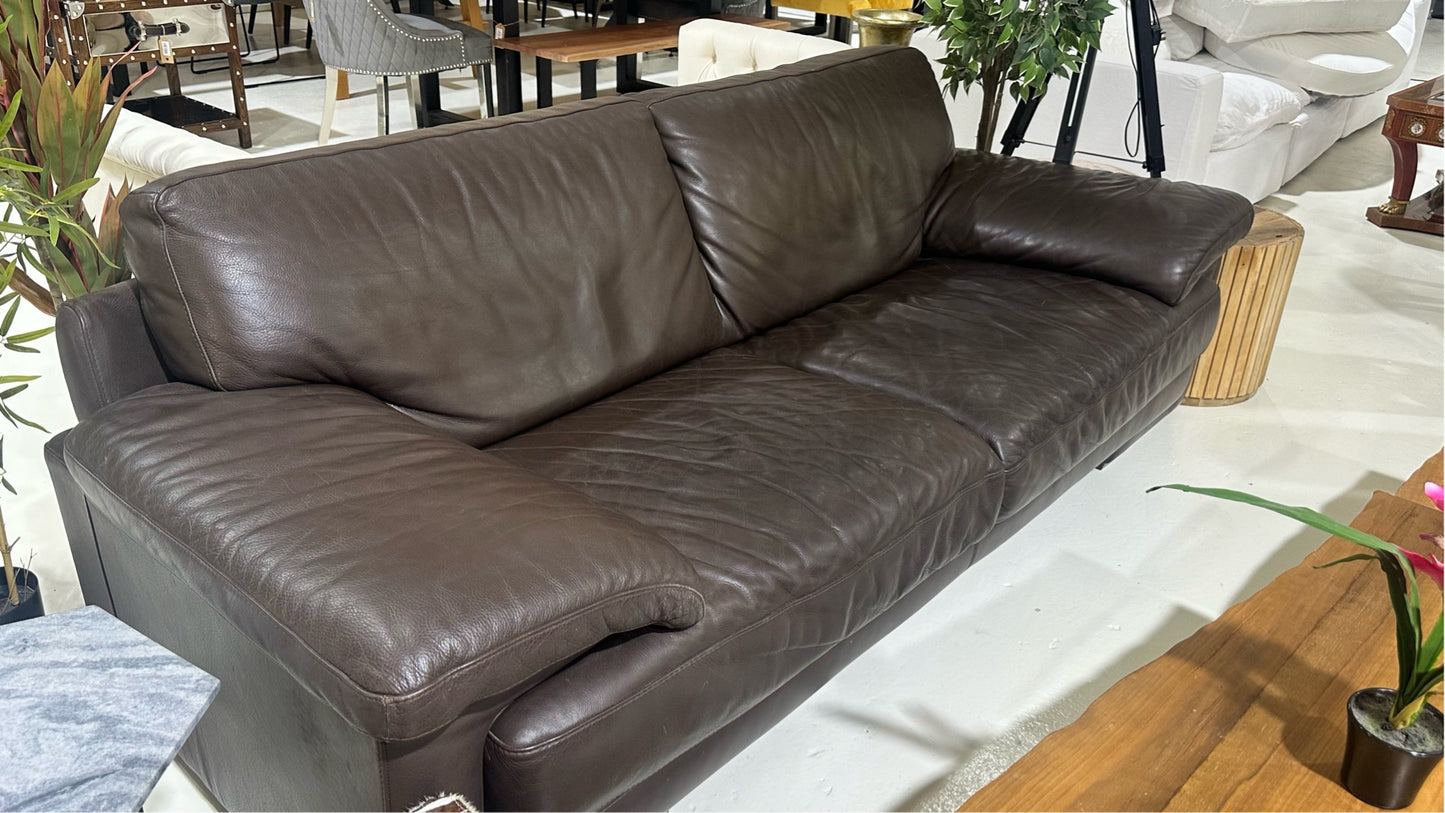 Two seater Brown Lether Sofa from Natuzzi